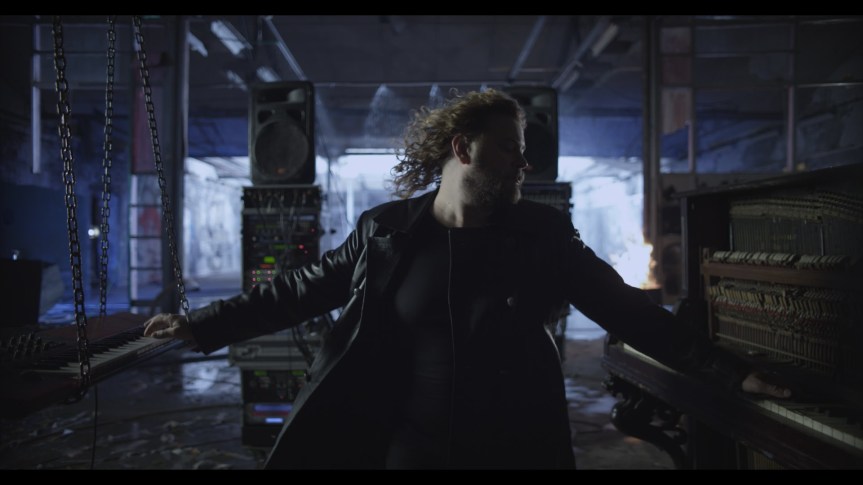 “Zamansız Şarkılar”ın ilk&nbsp;videosu