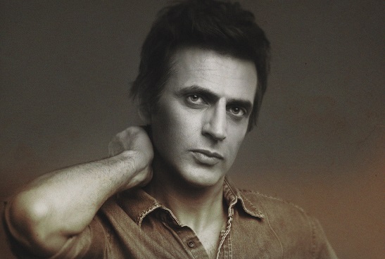 Teoman’dan yeni bir Best Of: “Yavaş&nbsp;Yavaş”